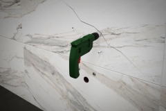 NESSUN RISCHIO DI ROMPERE I RIVESTIMENTI